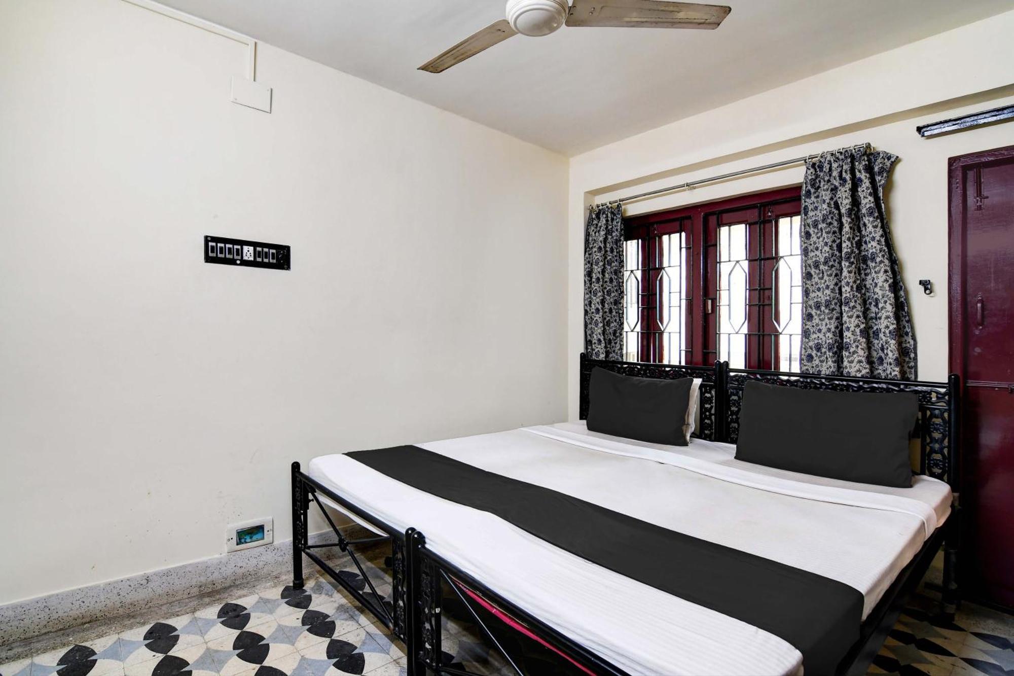 Oyo Simplex Guest House Behala Kalküta Dış mekan fotoğraf