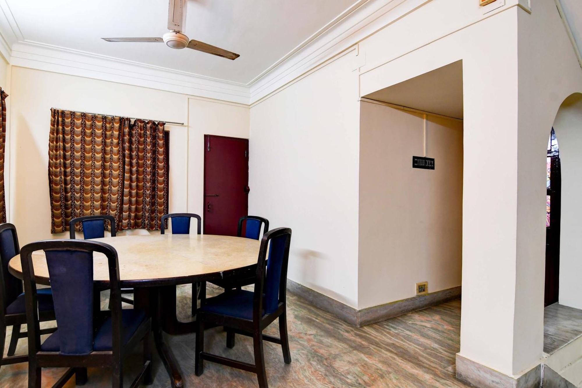 Oyo Simplex Guest House Behala Kalküta Dış mekan fotoğraf
