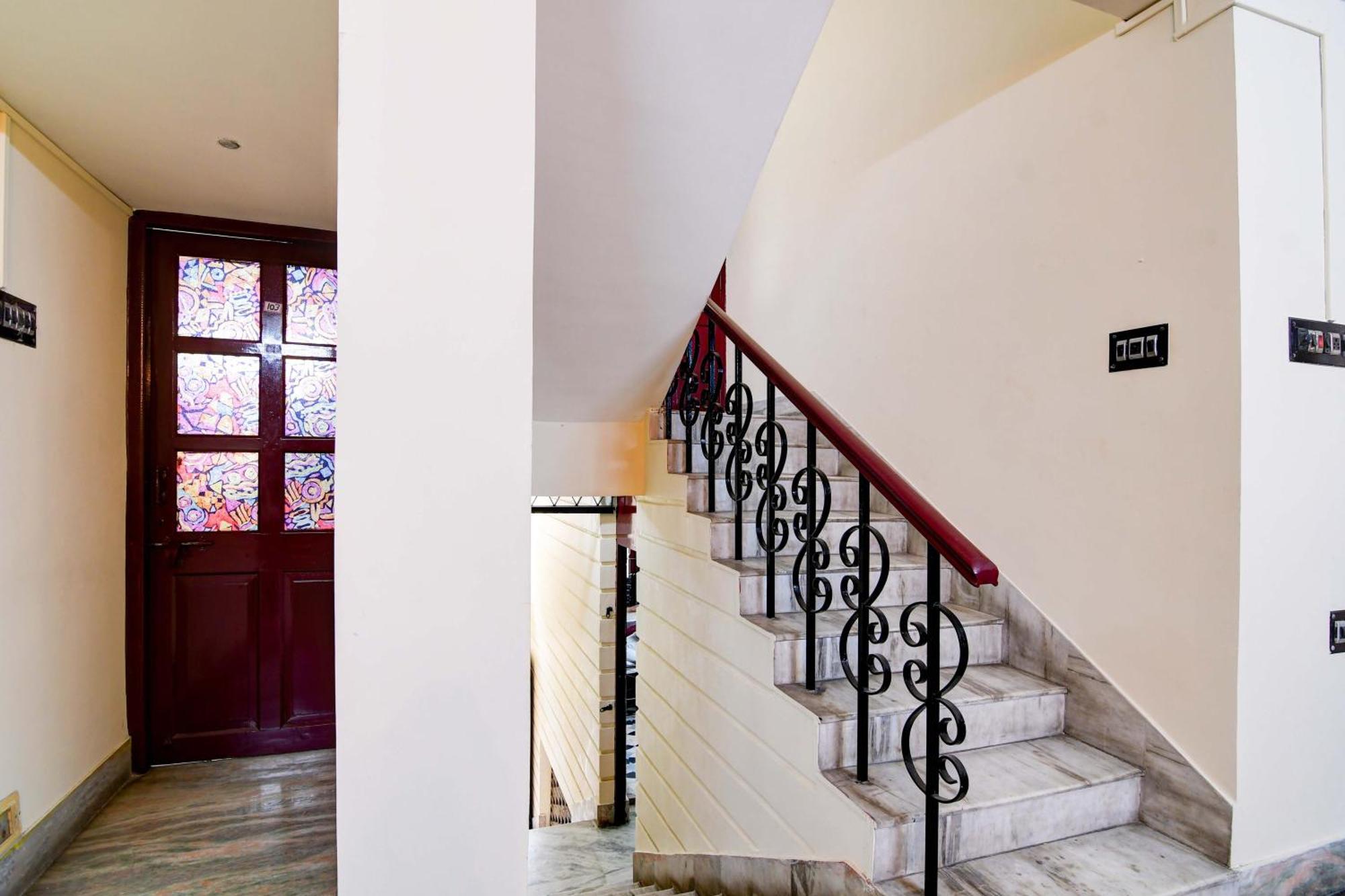 Oyo Simplex Guest House Behala Kalküta Dış mekan fotoğraf