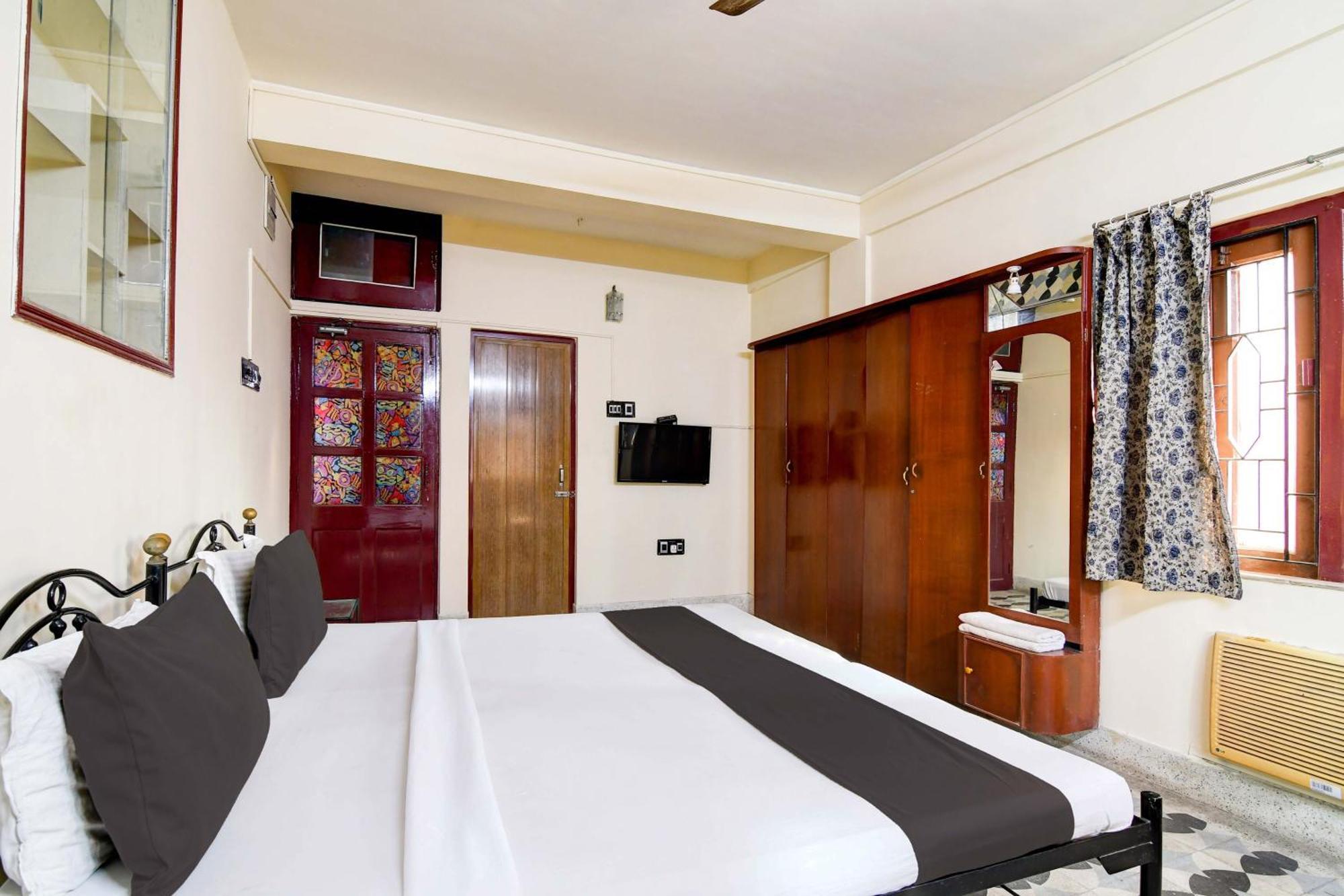 Oyo Simplex Guest House Behala Kalküta Dış mekan fotoğraf